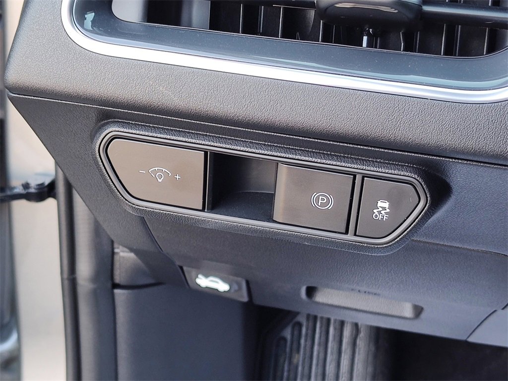 Used 2025 Kia K4 EX image 23