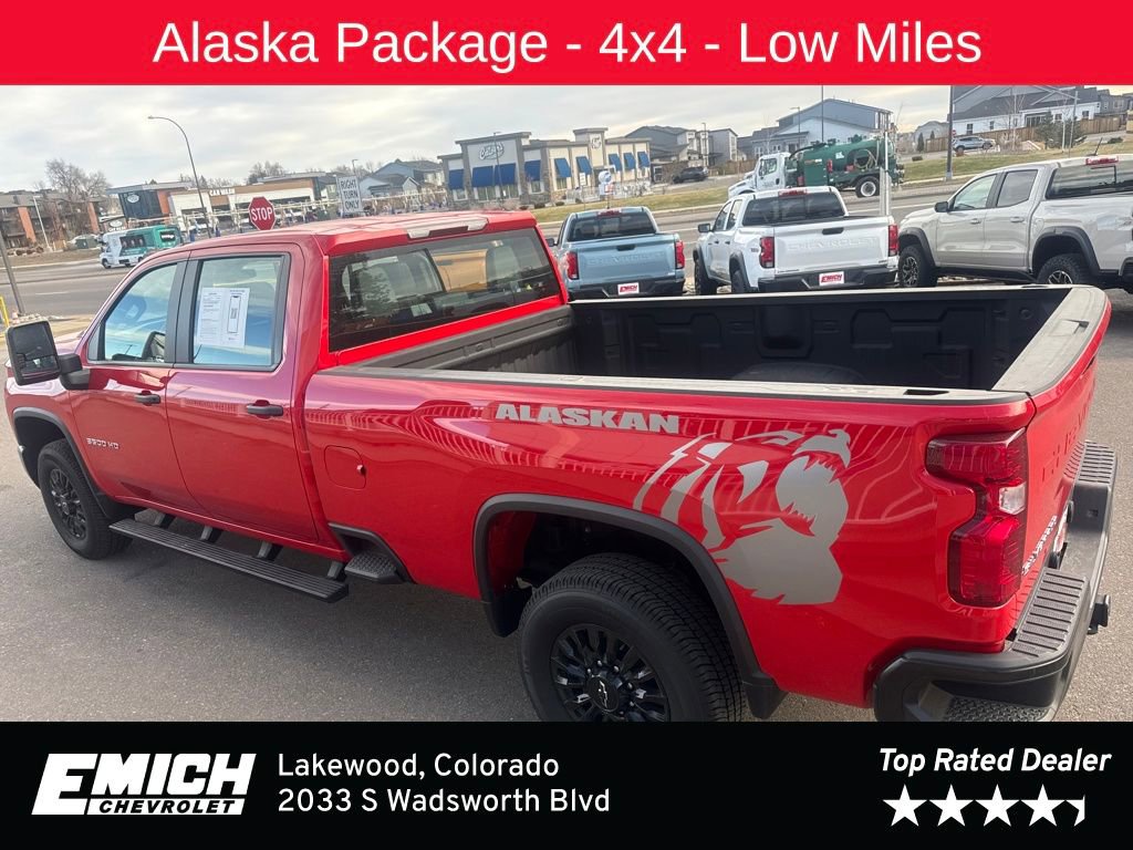 Used 2024 Chevrolet Silverado 3500 W/T image 3