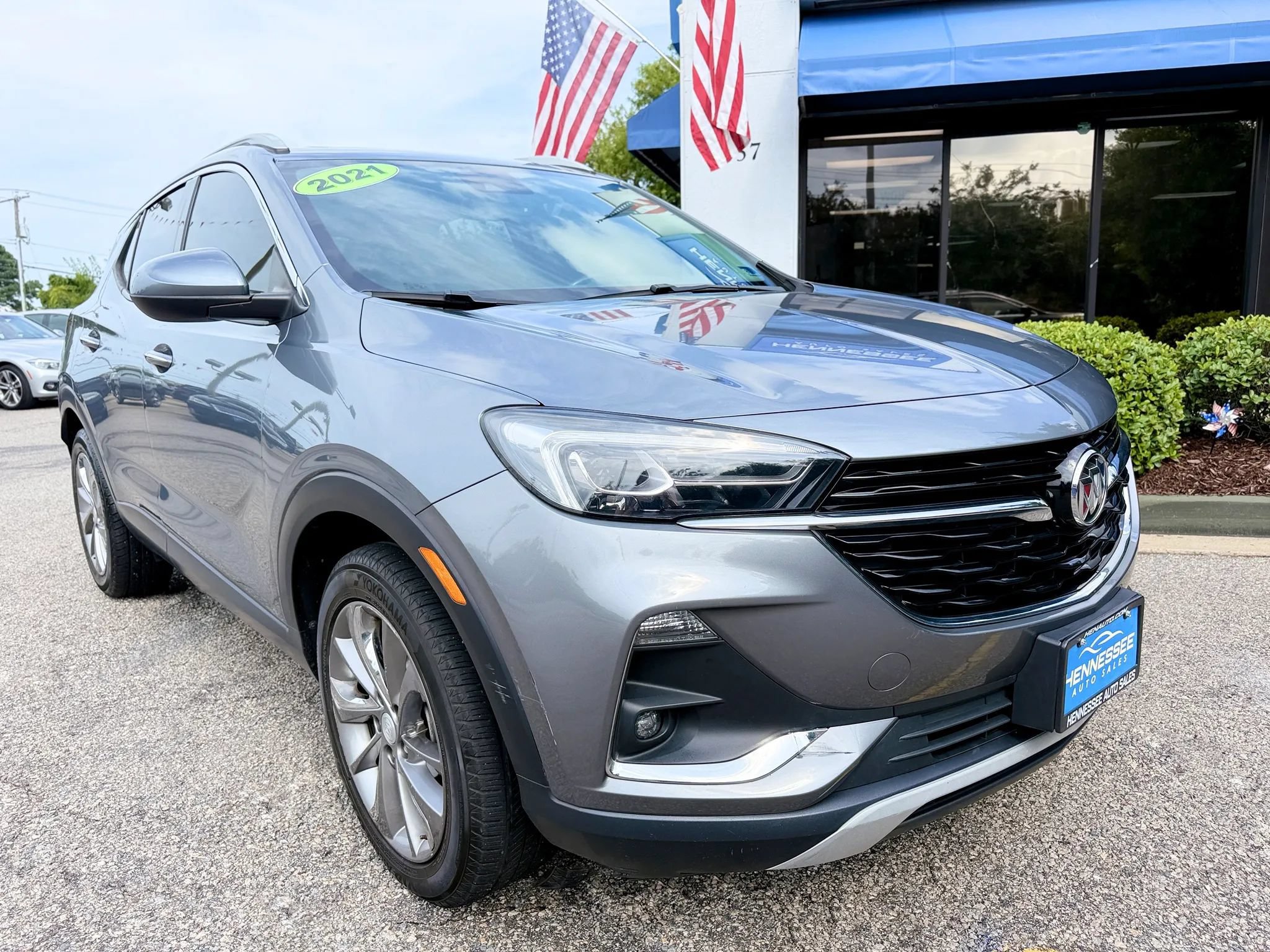 Used 2021 Buick Encore GX Essence w/ Experience Buick Package FWD image 1