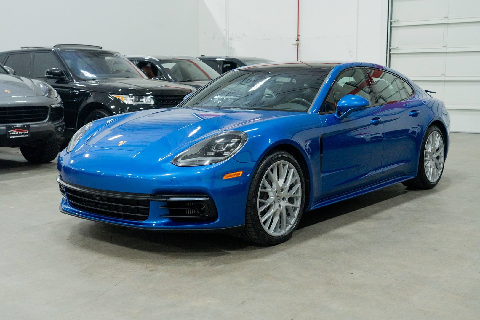 Used 2017 Porsche Panamera 4S AWD/4WD image 3