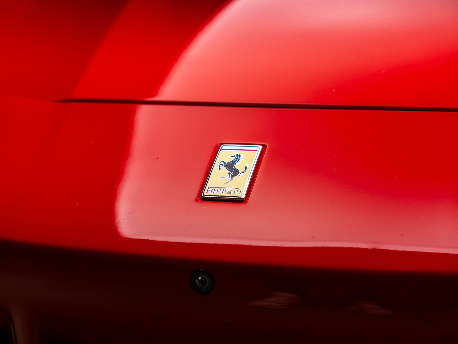Used 2018 Ferrari 488 GTB RWD image 24