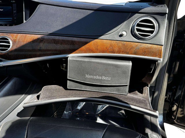 Used 2019 Mercedes-Benz S 560 4MATIC Sedan image 49