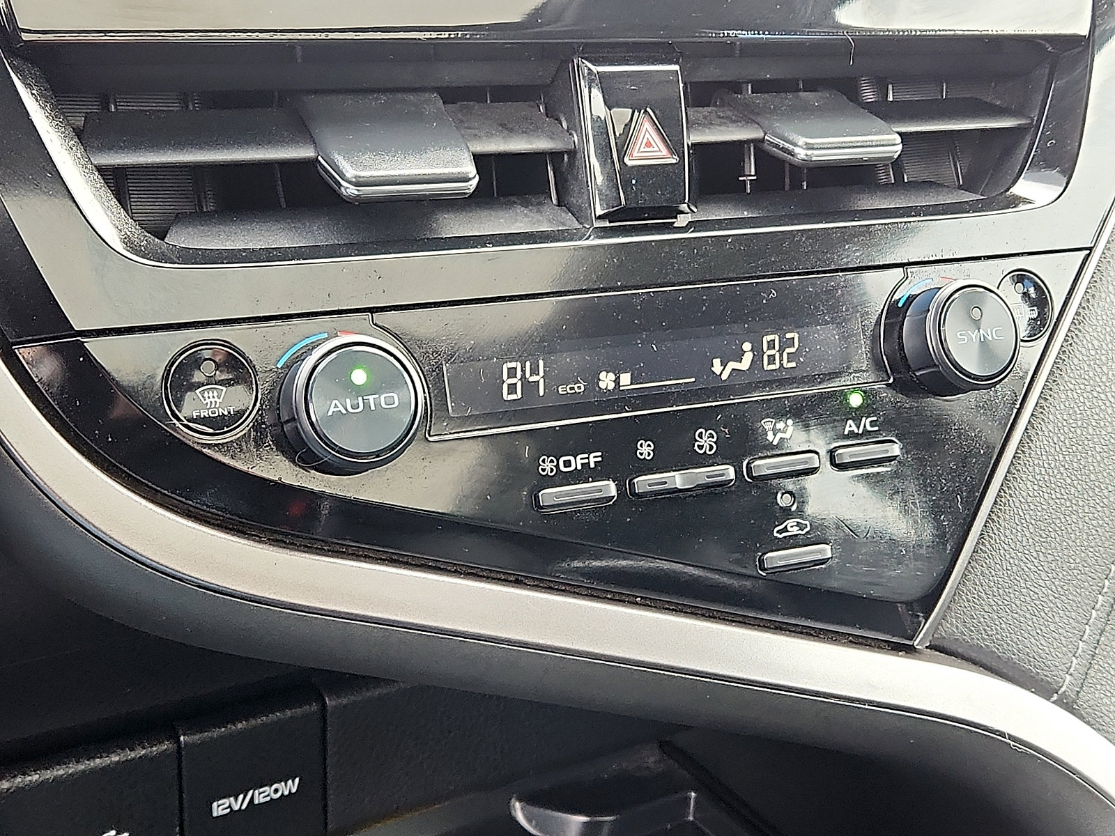 Used 2022 Toyota Camry XSE w/ Navigation Package image 14