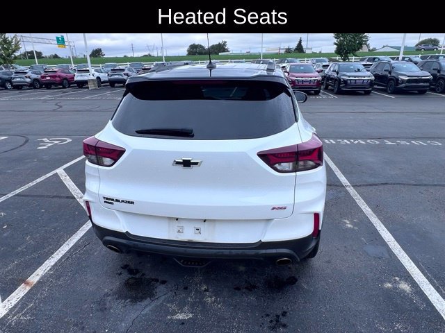 Used 2023 Chevrolet TrailBlazer RS w/ Convenience Package AWD/4WD image 3