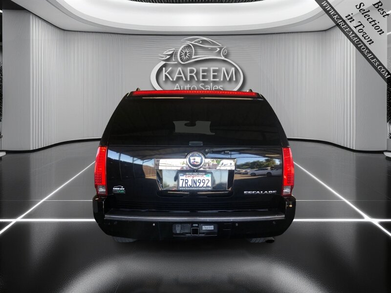 Used 2011 Cadillac Escalade ESV Premium AWD/4WD image 6