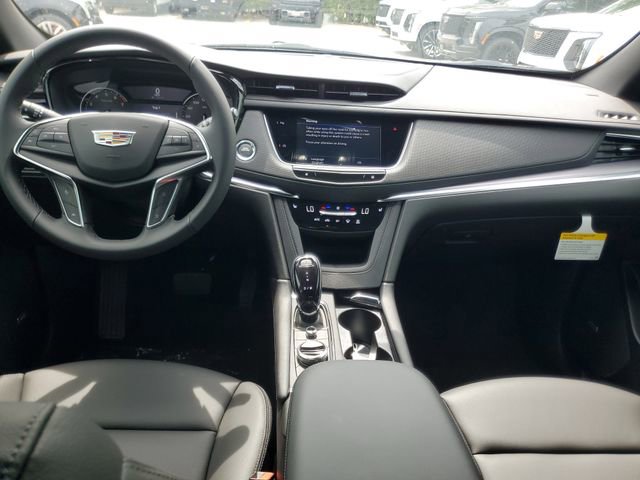 New 2026 Cadillac XT5 Luxury FWD image 7
