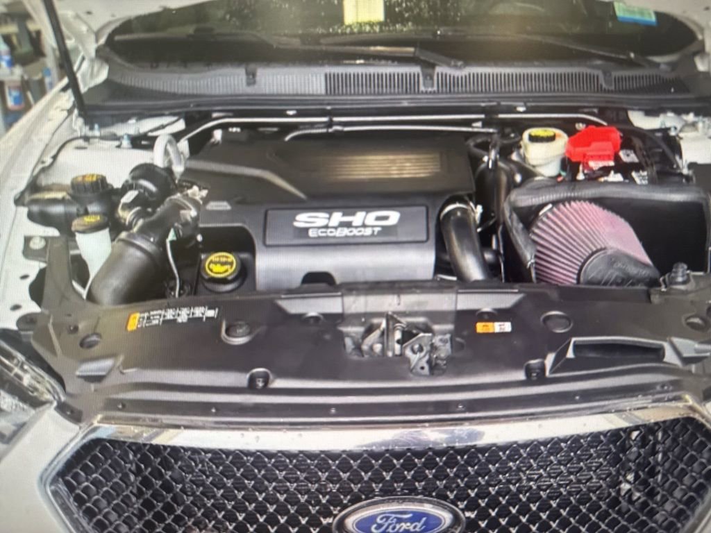 Used 2016 Ford Taurus SHO w/ Equipment Group 401A AWD/4WD image 7