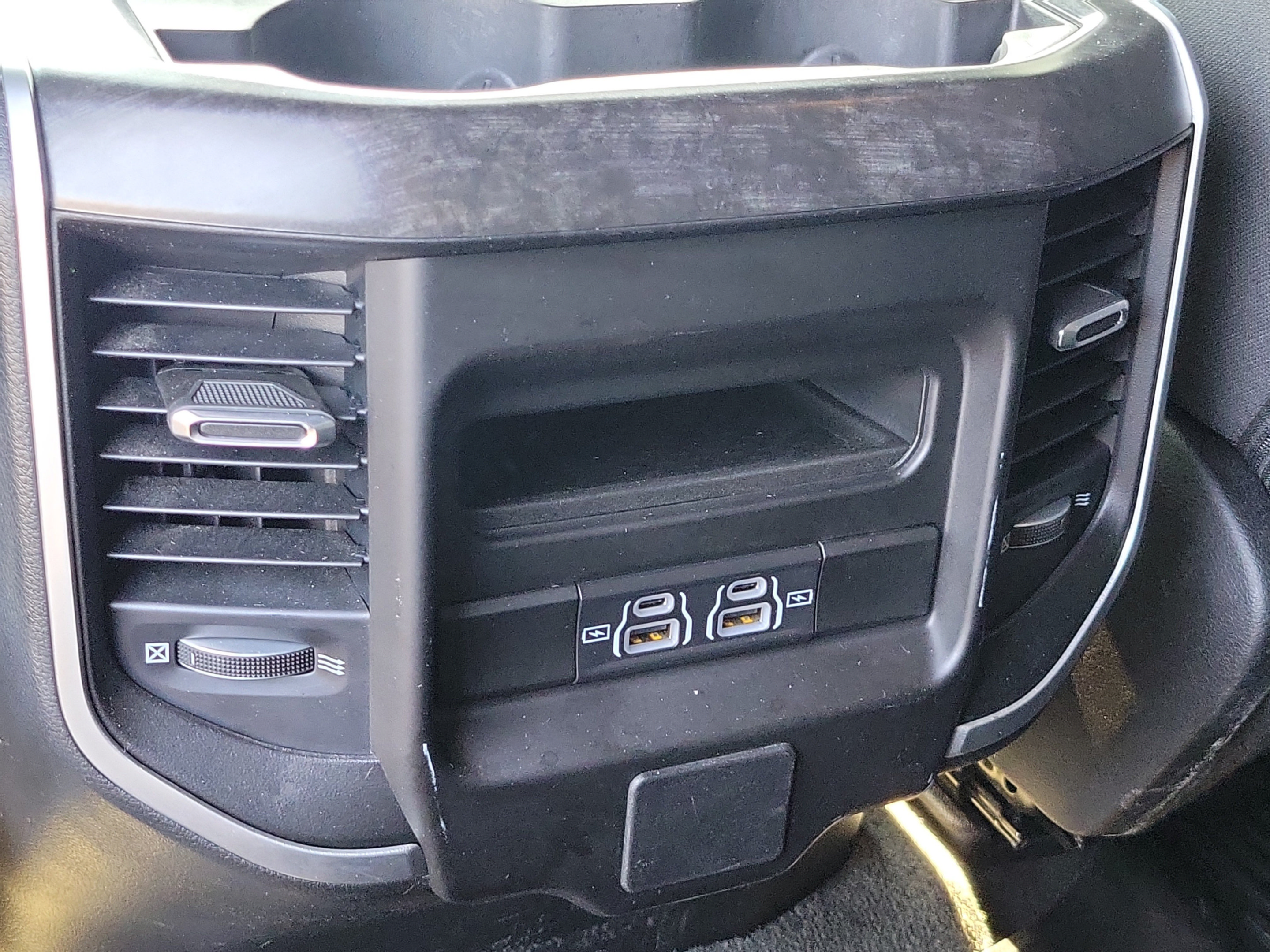Used 2023 RAM 1500 Big Horn AWD/4WD image 10