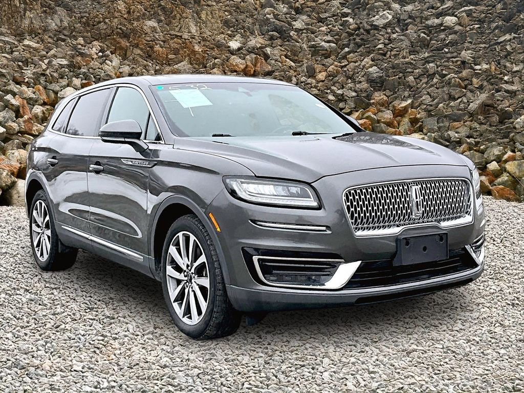Used 2019 Lincoln Nautilus Select image 10