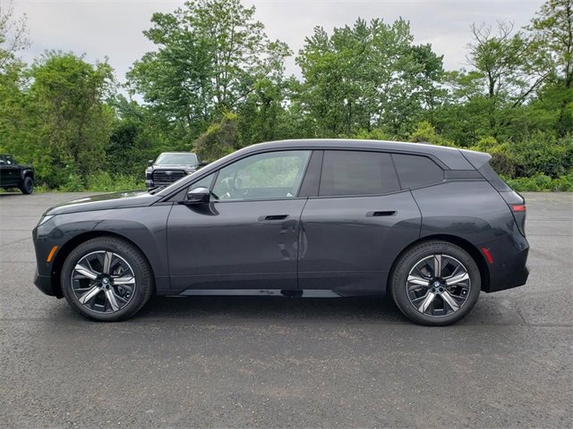 New 2026 BMW iX xDrive45 image 2