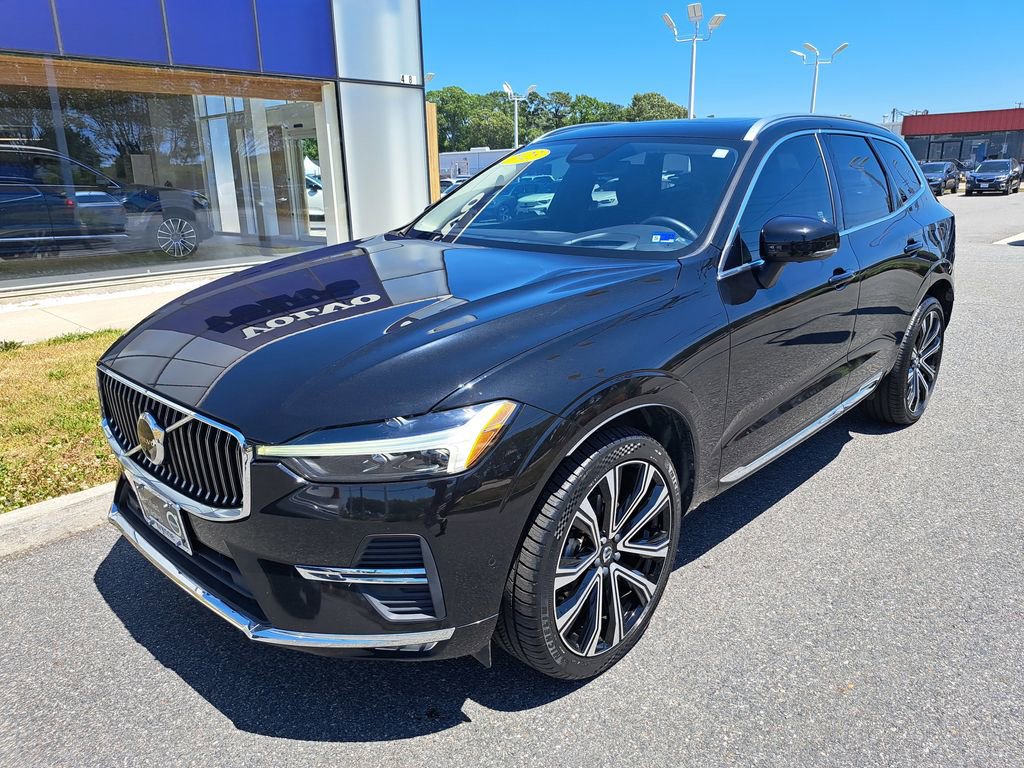 Used 2023 Volvo XC60 B5 Ultimate w/ Protection Package Premier AWD/4WD image 2