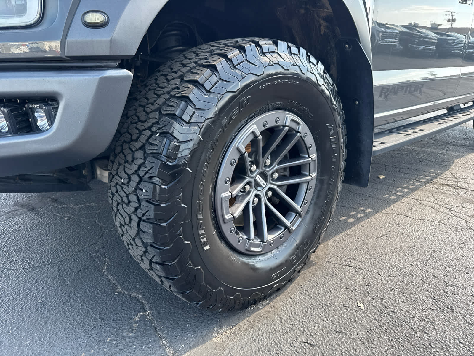 Used 2020 Ford F150 Raptor w/ Equipment Group 802A Luxury AWD/4WD image 9