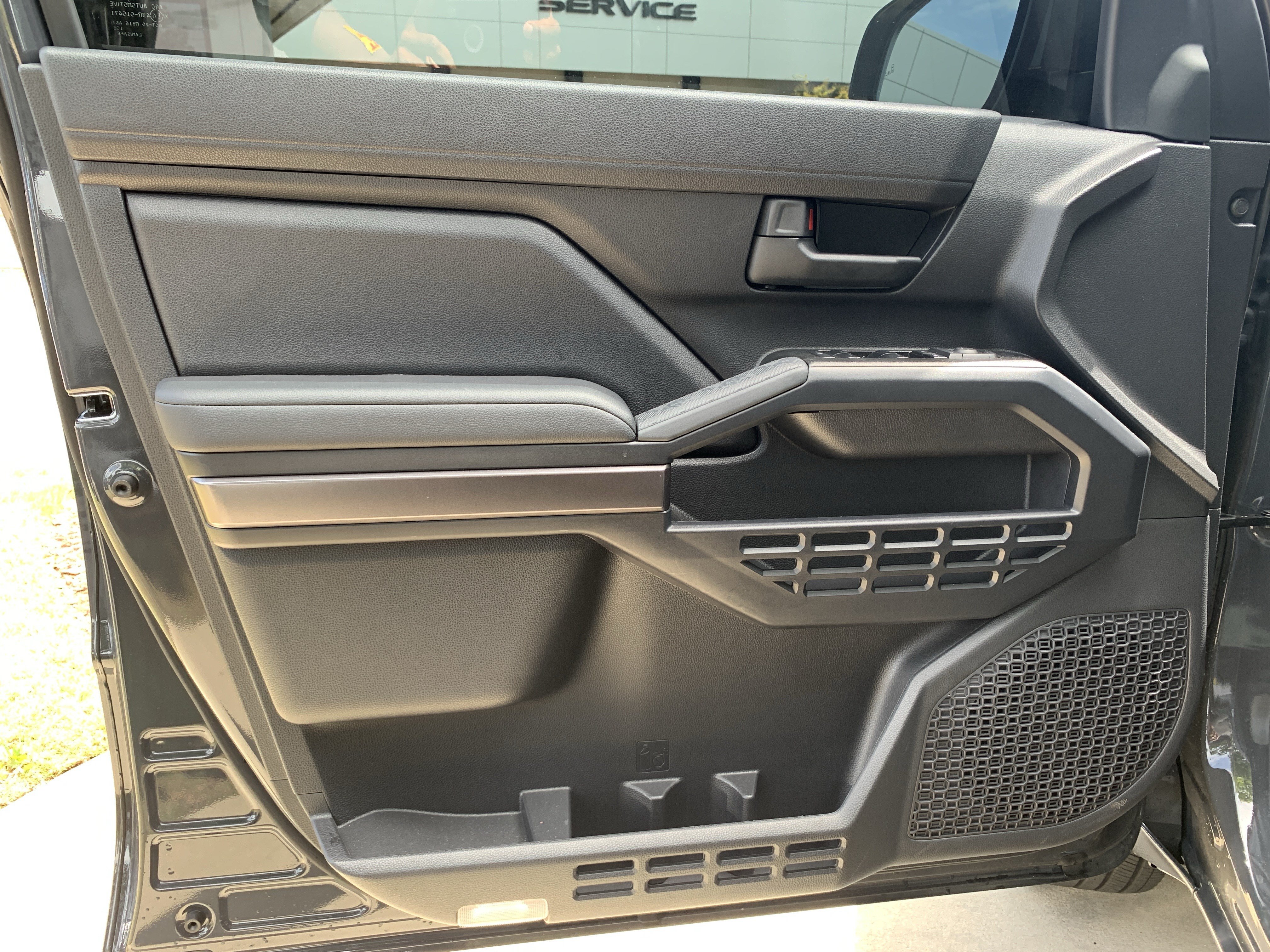 Used 2026 Toyota 4Runner SR5 AWD/4WD image 14