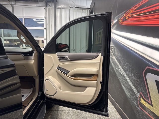 Used 2020 GMC Yukon Denali w/ Open Road Package image 33