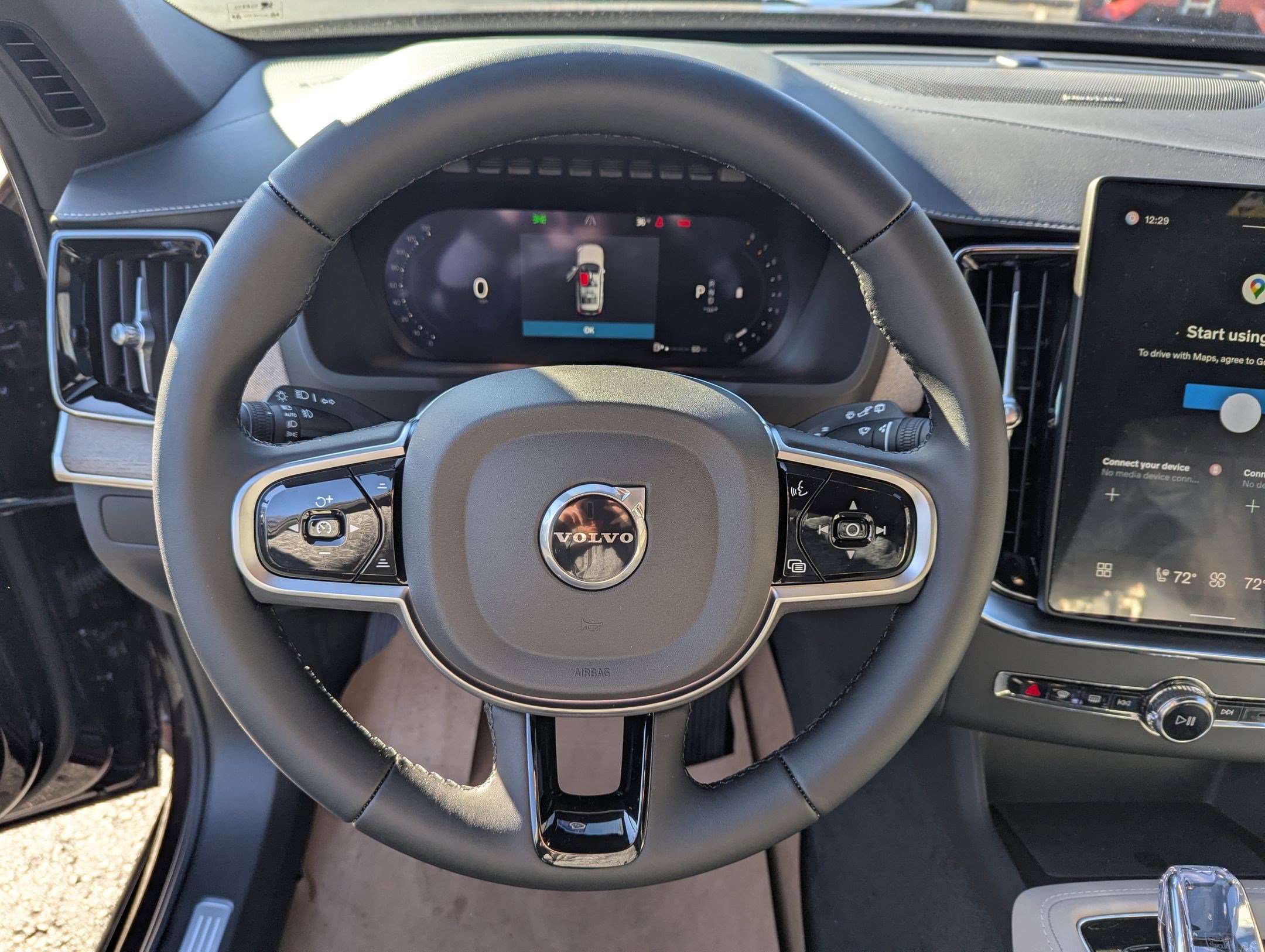 New 2026 Volvo XC90 B6 Plus w/ Protection Package Premier image 10