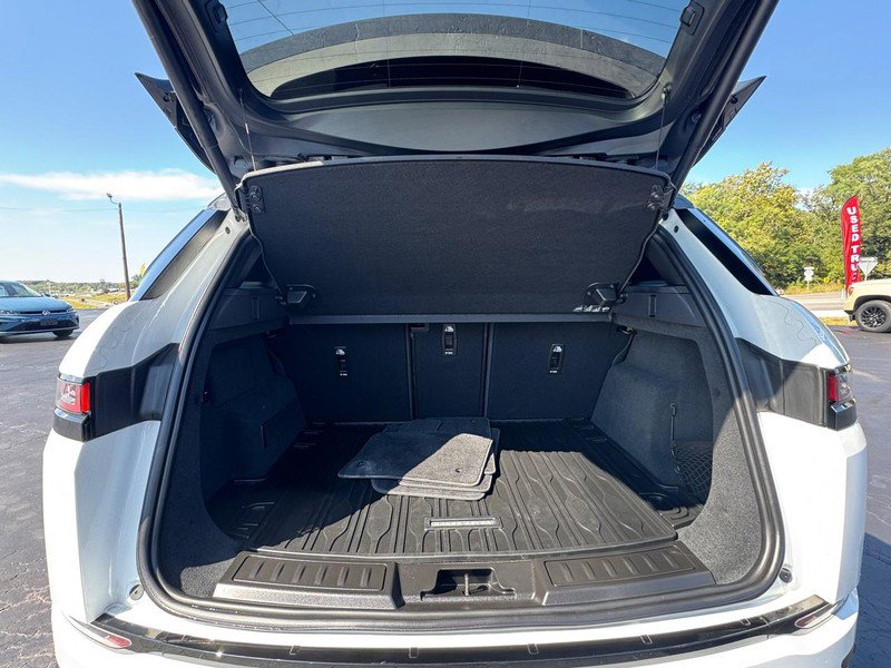 Used 2022 Land Rover Range Rover Evoque SE image 12