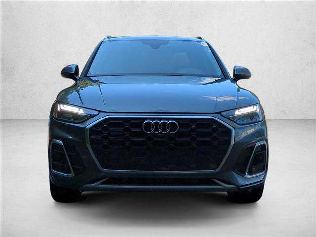 Used 2023 Audi Q5 2.0T Premium Plus w/ Premium Plus Package AWD/4WD image 2