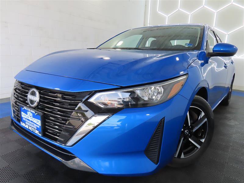 Used 2025 Nissan Sentra SV FWD image 1