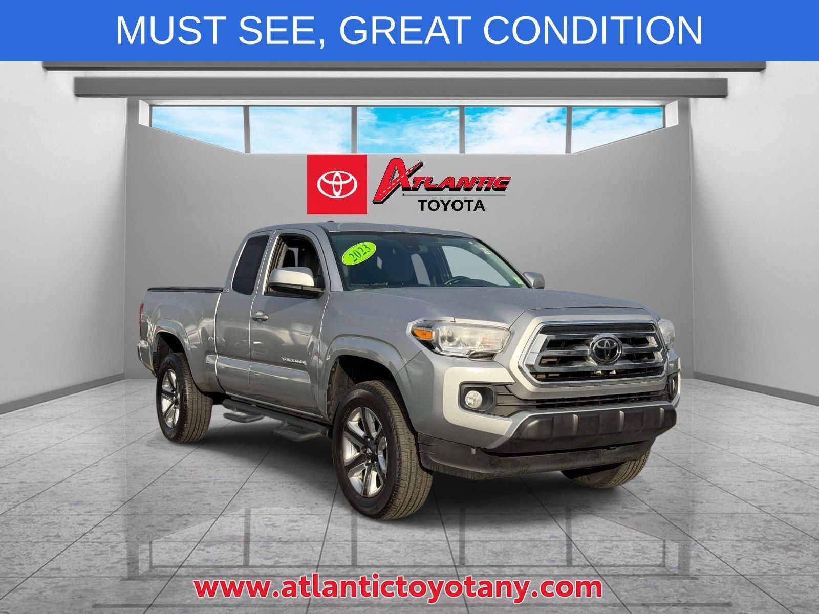 Used 2023 Toyota Tacoma SR5 RWD image 1