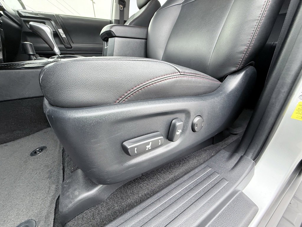 Used 2024 Toyota 4Runner TRD Off-Road Premium image 24