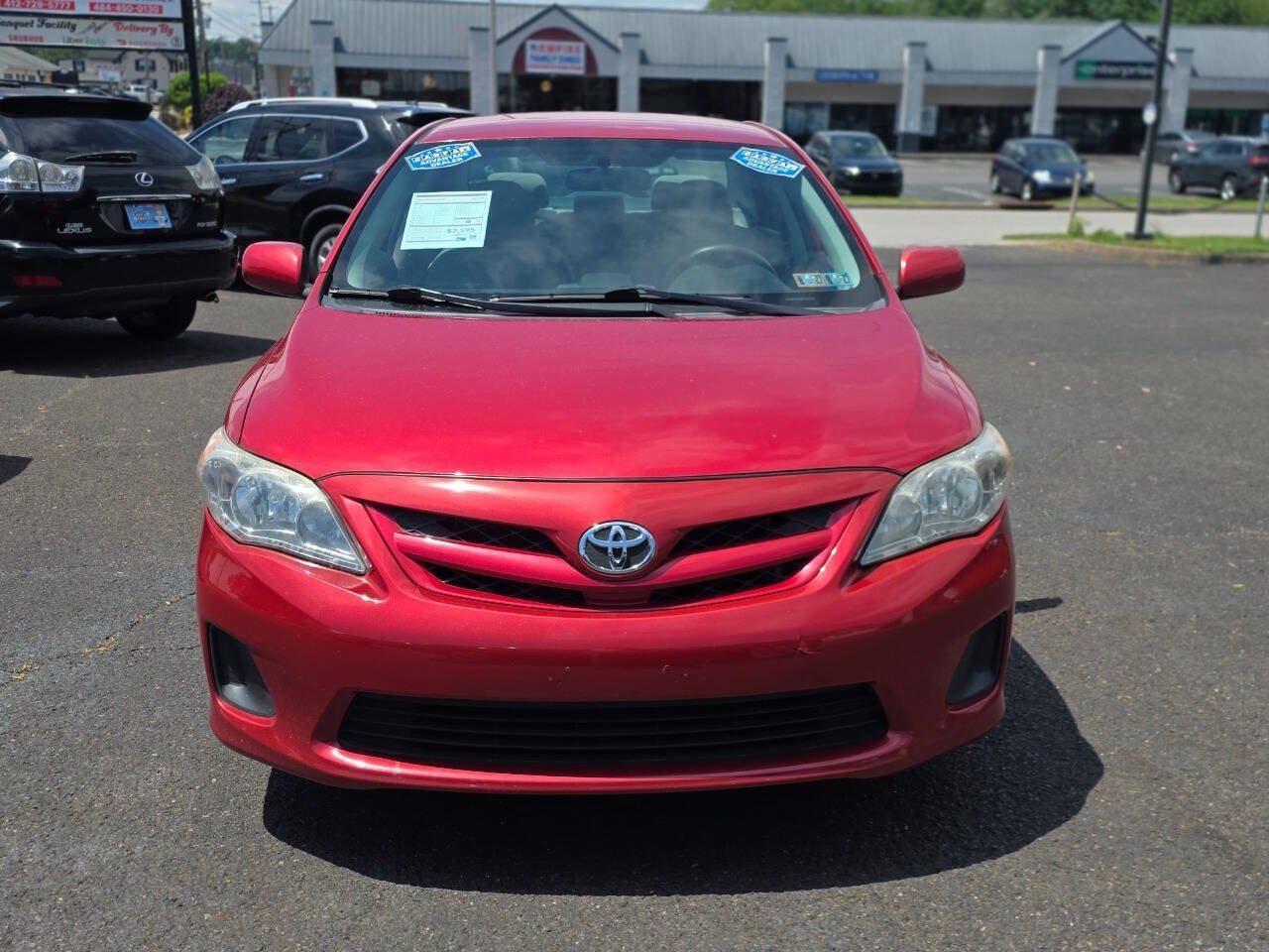 Used 2012 Toyota Corolla LE FWD image 3