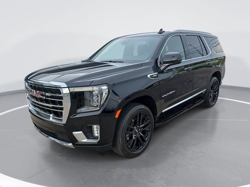 Certified 2024 GMC Yukon SLT w/ SLT Luxury Package AWD/4WD image 9