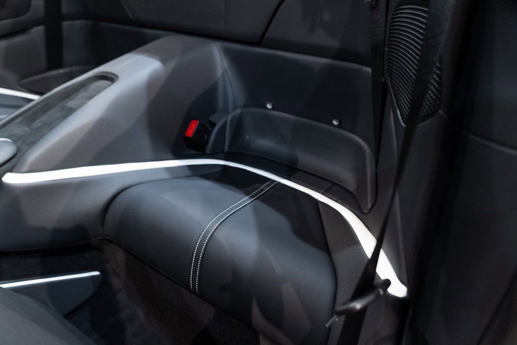 Used 2025 Ferrari Roma Spider image 37