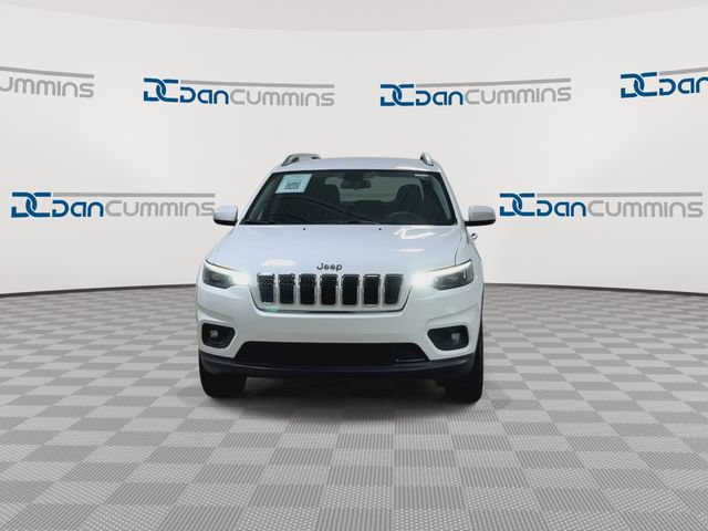 Used 2019 Jeep Cherokee Latitude w/ Popular Appearance Group AWD/4WD image 3