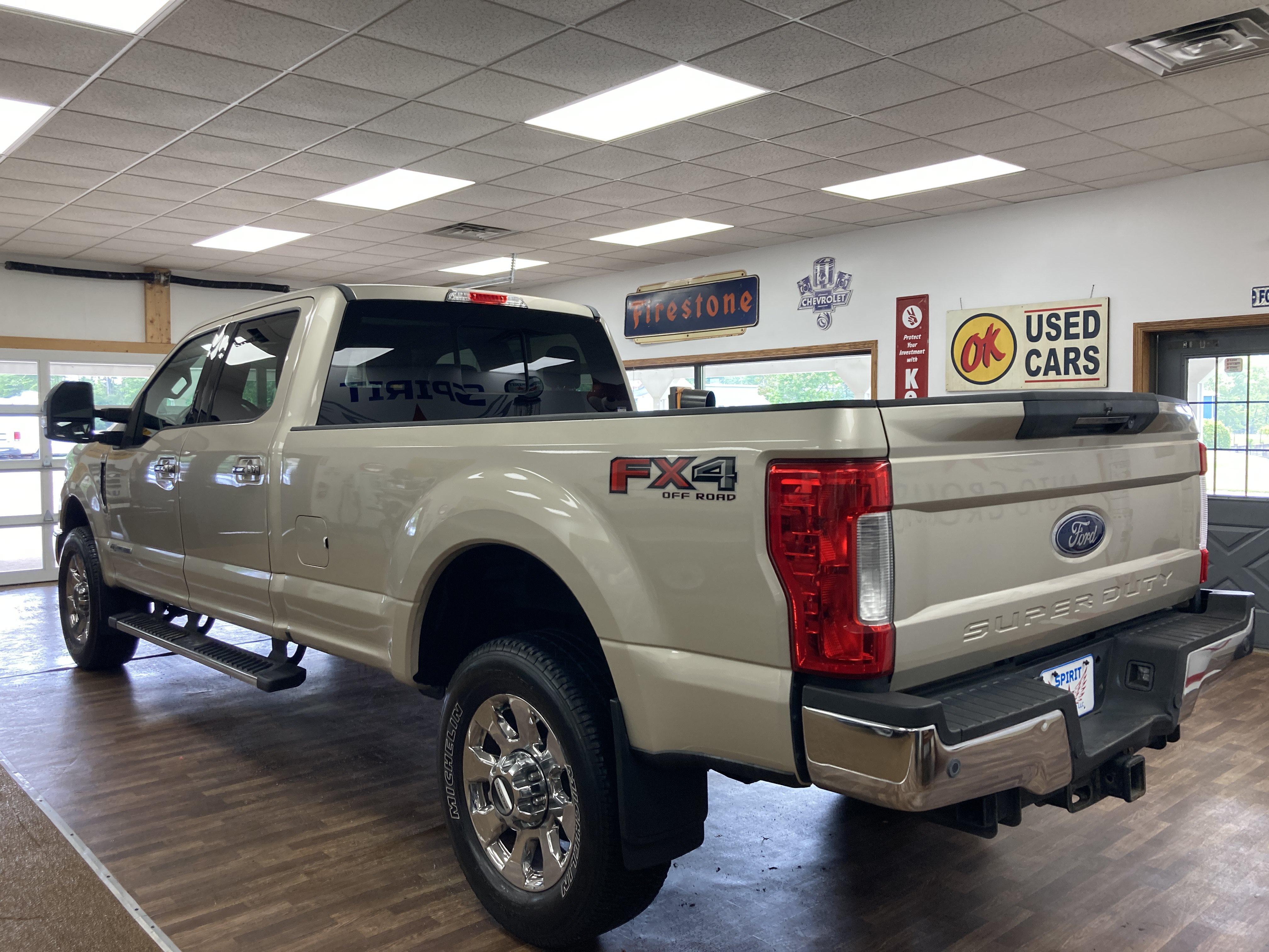 Used 2017 Ford F350 Lariat w/ Lariat Ultimate Package AWD/4WD image 9