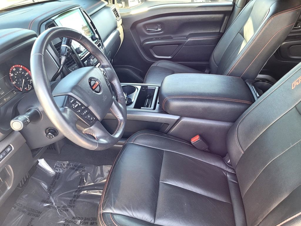 Used 2021 Nissan Titan PRO-4X w/ Pro-4x Convenience Package AWD/4WD image 11