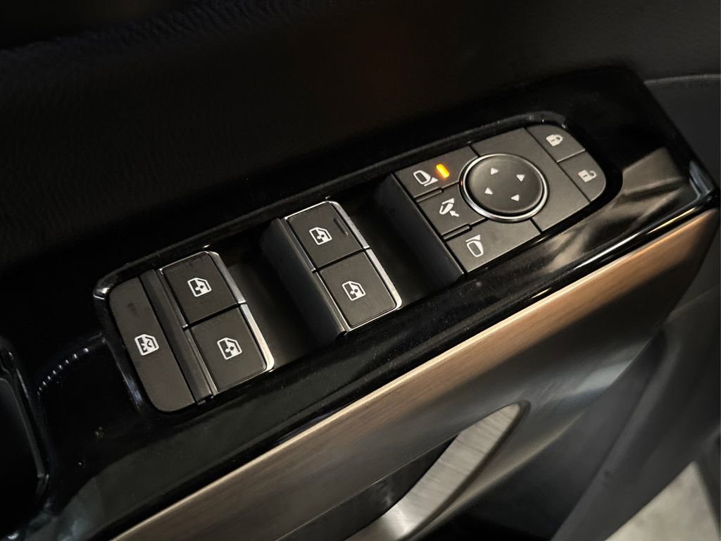 New 2025 Nissan Pathfinder Platinum w/ Cargo Package image 31