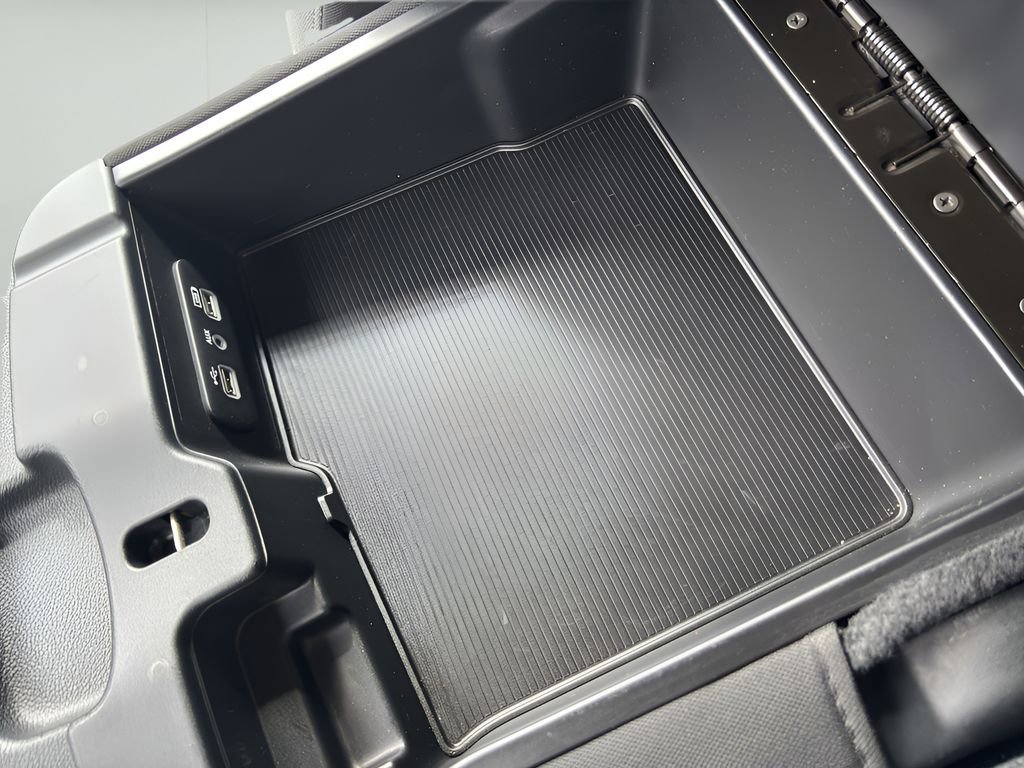 Used 2022 RAM 1500 Classic SLT w/ Protection Group image 16