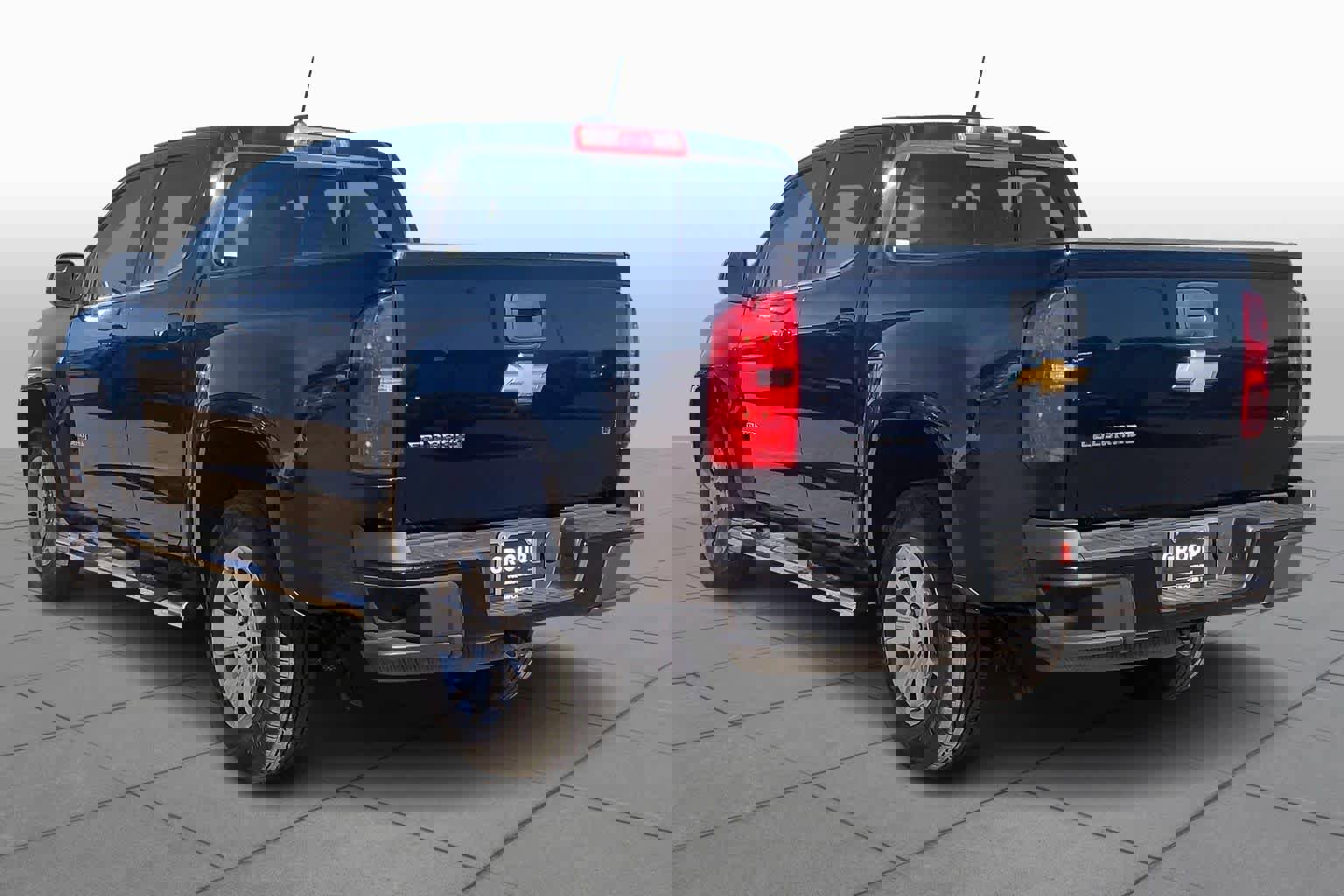 Used 2016 Chevrolet Colorado LT w/ LT Convenience Package image 11