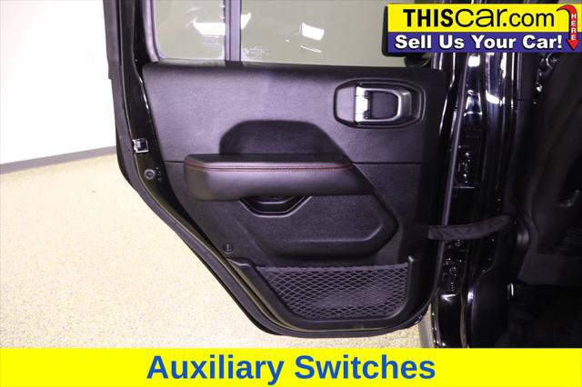 Used 2023 Jeep Gladiator Rubicon w/ LED Lighting Group AWD/4WD image 32