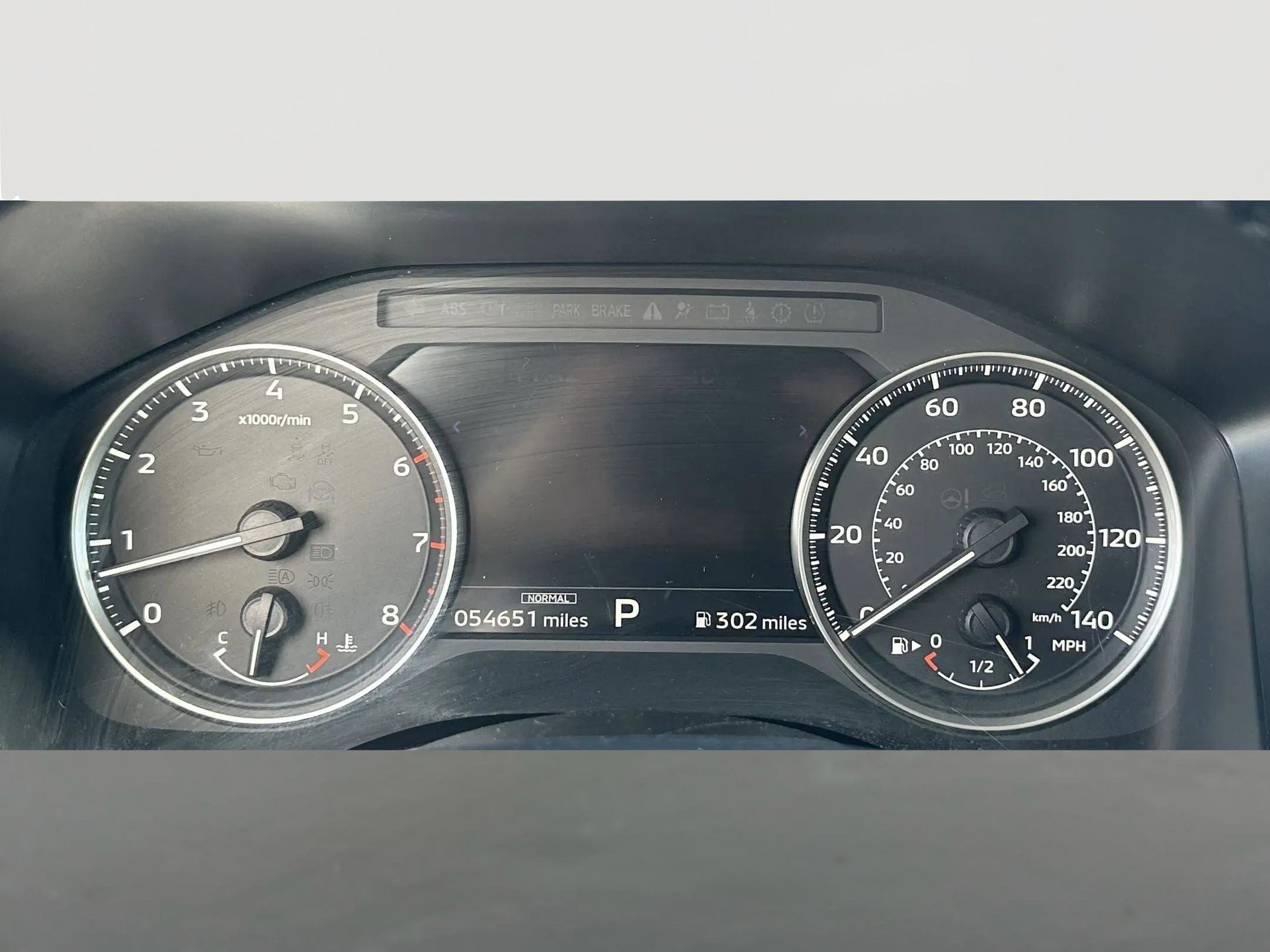 Used 2024 Mitsubishi Outlander SE Black Edition image 25