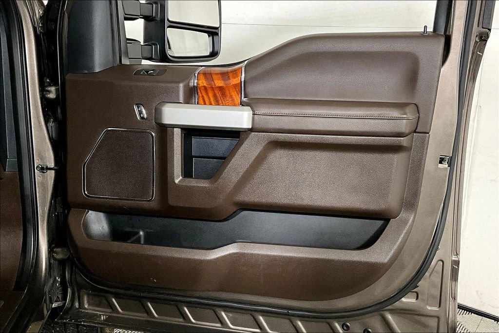 Used 2022 Ford F250 King Ranch w/ King Ranch Ultimate Package image 24