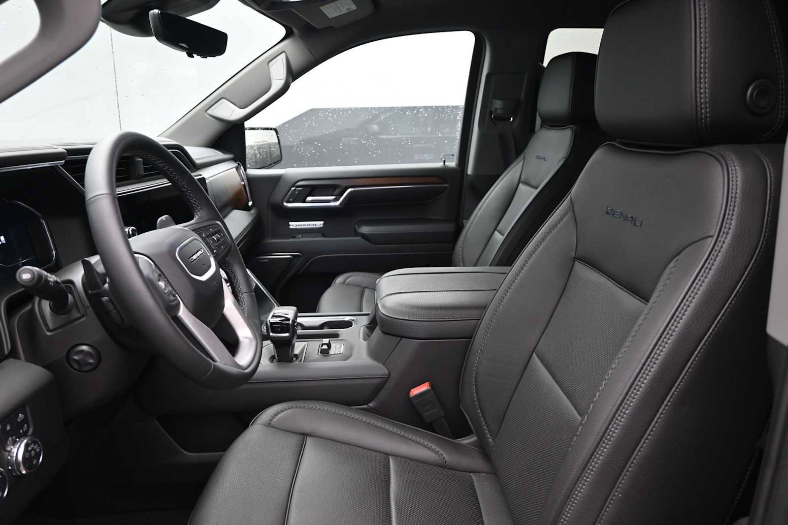 New 2024 GMC Sierra 1500 Denali w/ Technology Package AWD/4WD image 13