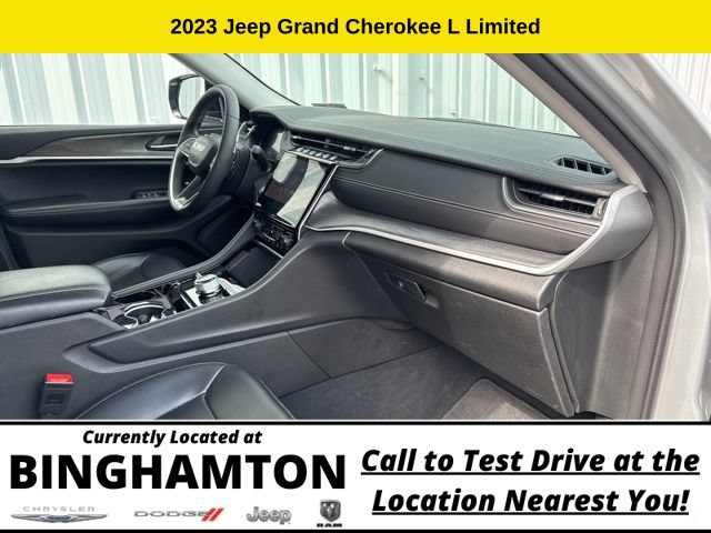 Used 2023 Jeep Grand Cherokee L Limited w/ Black Appearance Package AWD/4WD image 27