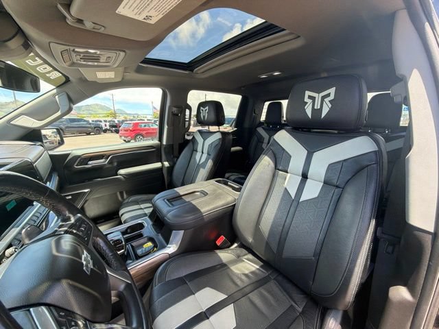 Used 2022 Chevrolet Silverado 1500 RST AWD/4WD image 19