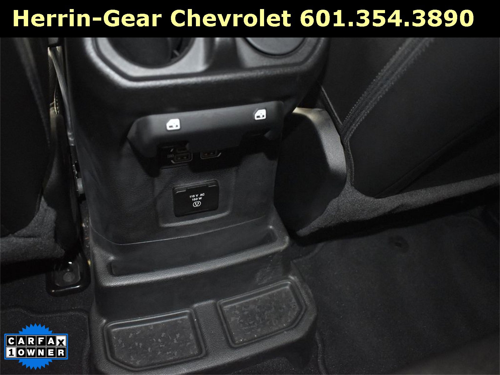 Used 2021 Jeep Wrangler Unlimited Sahara w/ Cold Weather Group image 19