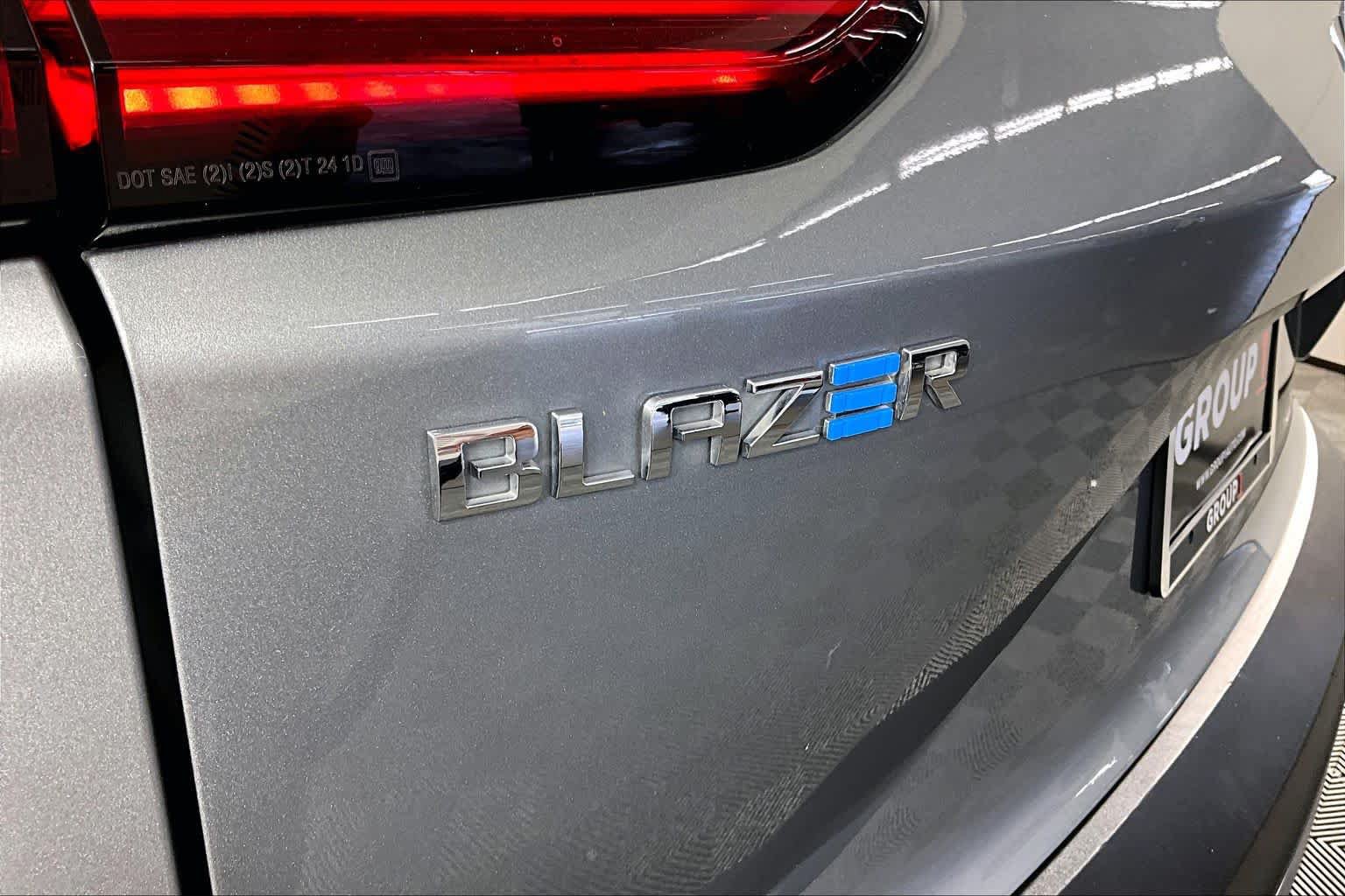 Used 2024 Chevrolet Blazer EV LT AWD/4WD image 30