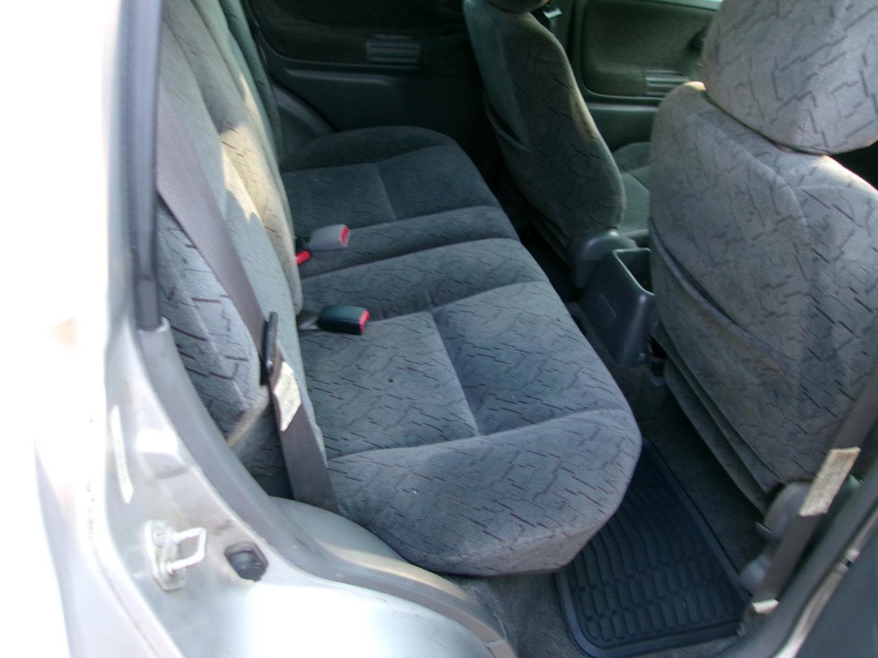 Used 2001 Chevrolet Tracker LT AWD/4WD image 8