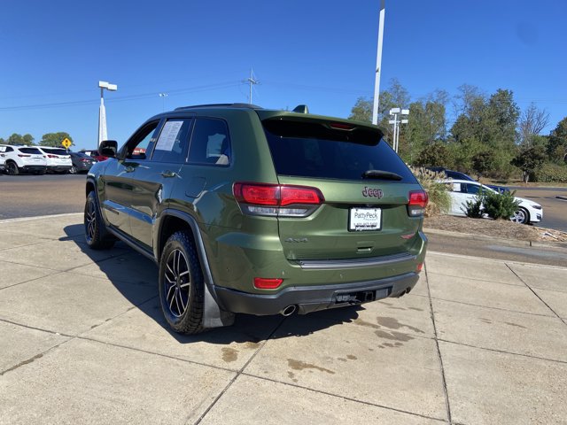 Used 2020 Jeep Grand Cherokee Trailhawk AWD/4WD image 9