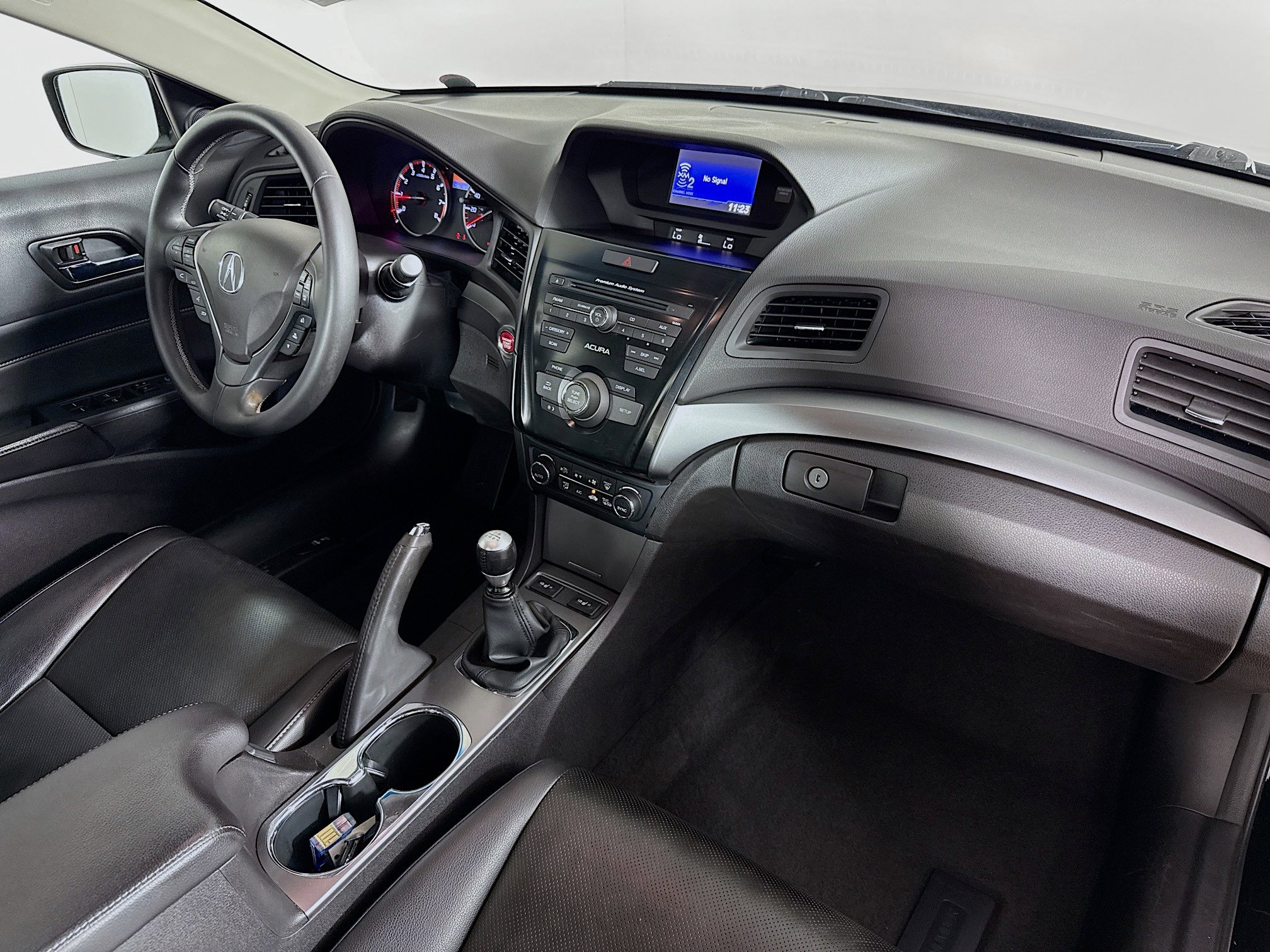 Used 2014 Acura ILX w/ Premium Package image 35