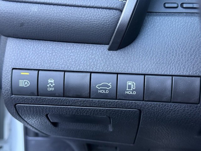 Used 2024 Toyota Camry SE image 20