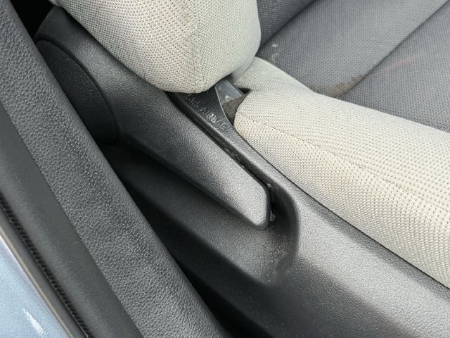 Used 2025 Toyota Corolla LE FWD image 25