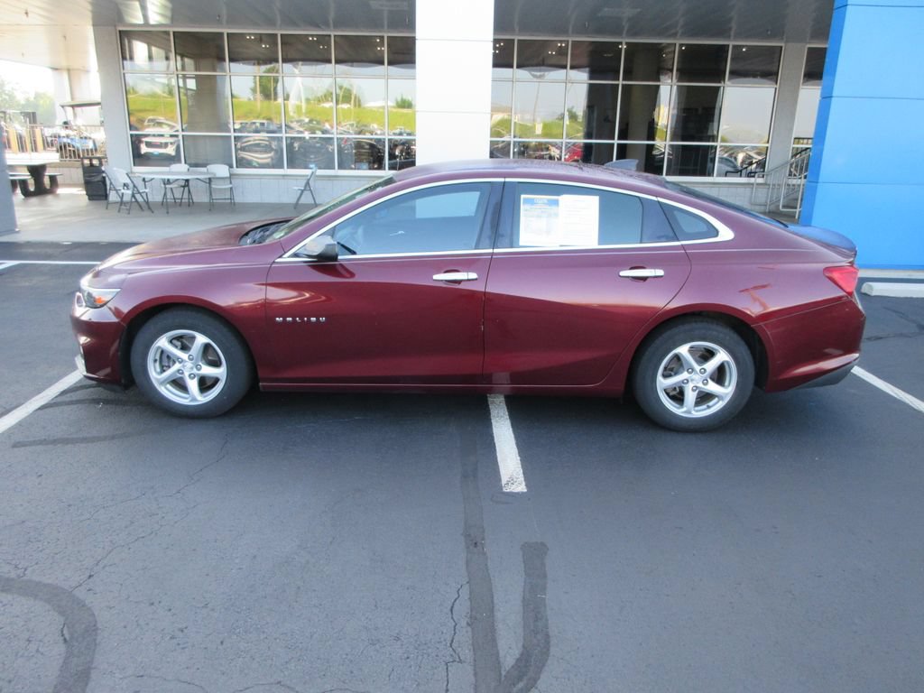 Used 2016 Chevrolet Malibu LS FWD image 2