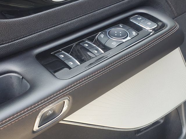 Certified 2024 Lincoln Aviator Reserve w/ Equipment Group 201A AWD/4WD image 9