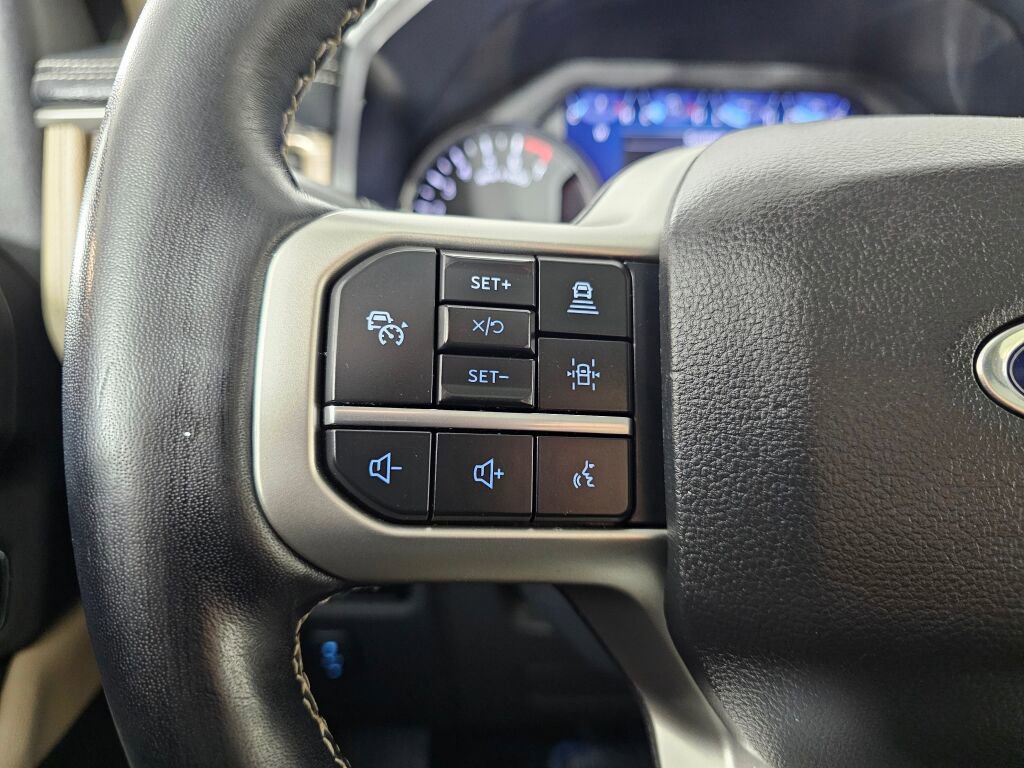 Used 2024 Ford Expedition Limited image 23