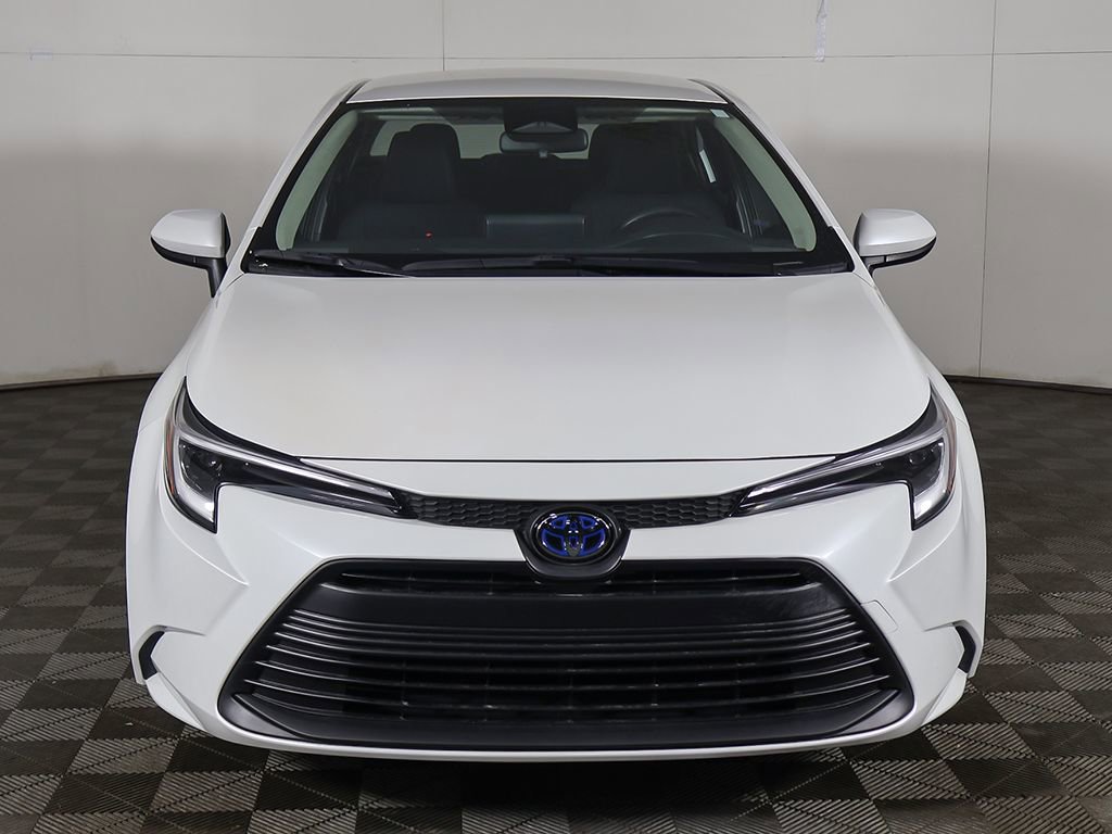 Used 2024 Toyota Corolla LE image 8